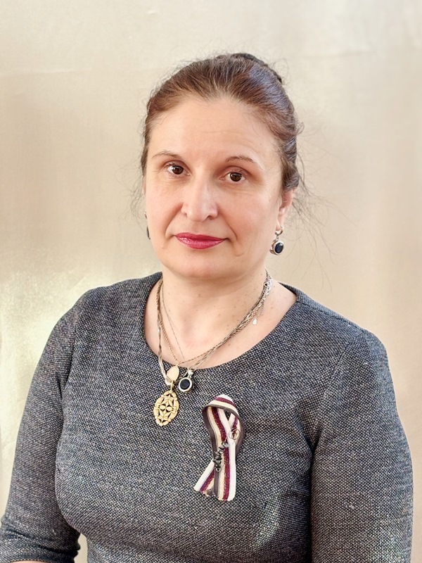 Учитель - логопед Коновалова Лариса Леонидовна.
